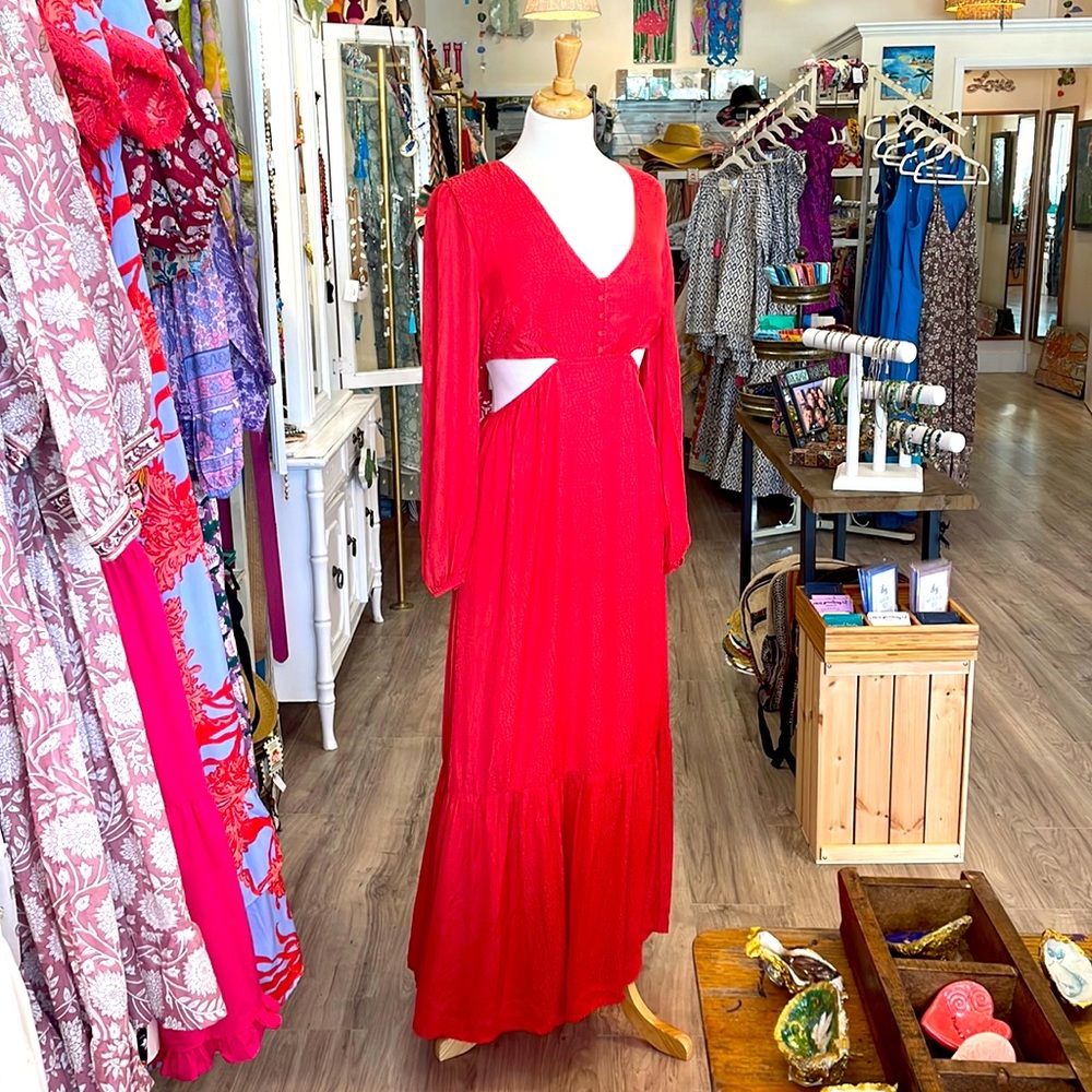 Back Cut Out Tiered Maxi Dress